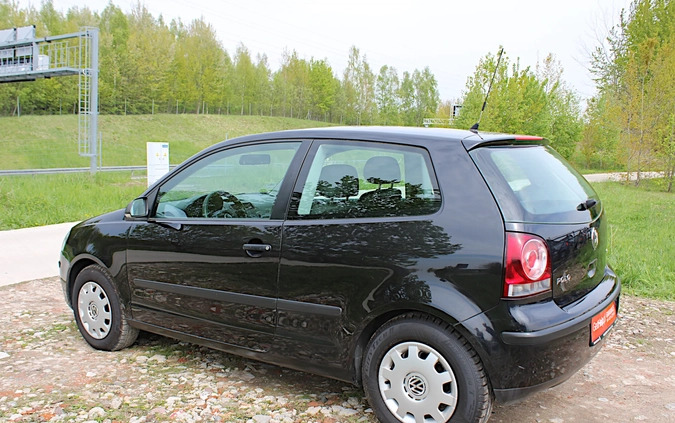 Volkswagen Polo cena 8990 przebieg: 174000, rok produkcji 2007 z Elbląg małe 379